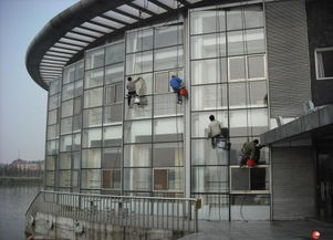提升城市形象，保障建筑安全——臨桂縣工廠高空清潔與開荒保潔服務全解析